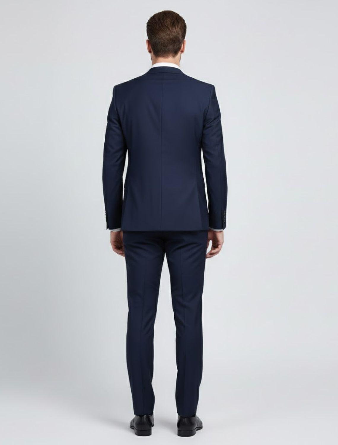 Elegant Collection | Men's Suit with Tailored Fit & Modern Design 1