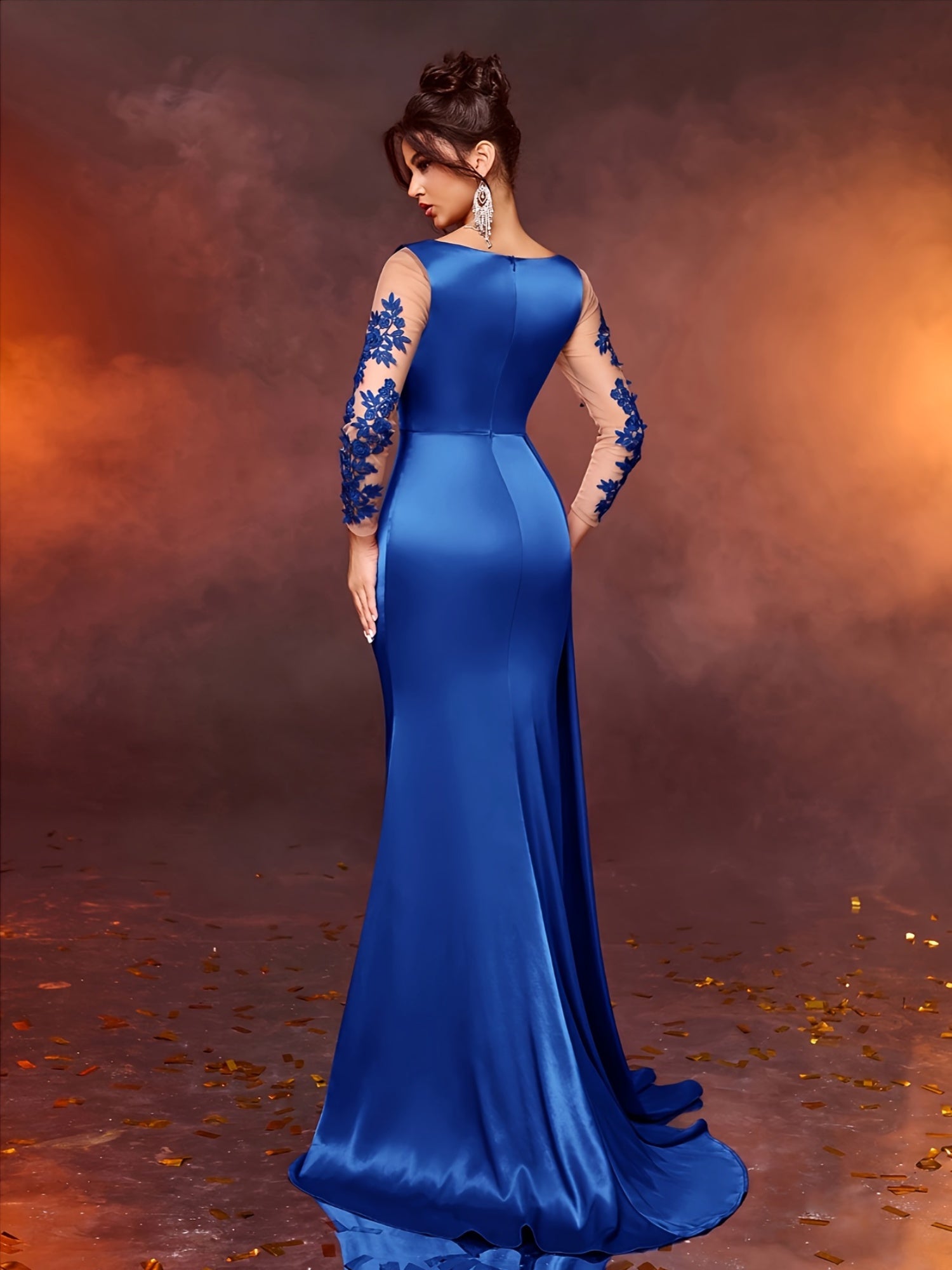 Elegant Collection | Women's Maxi Dress with Long Sleeves & Floor-Length Design 2