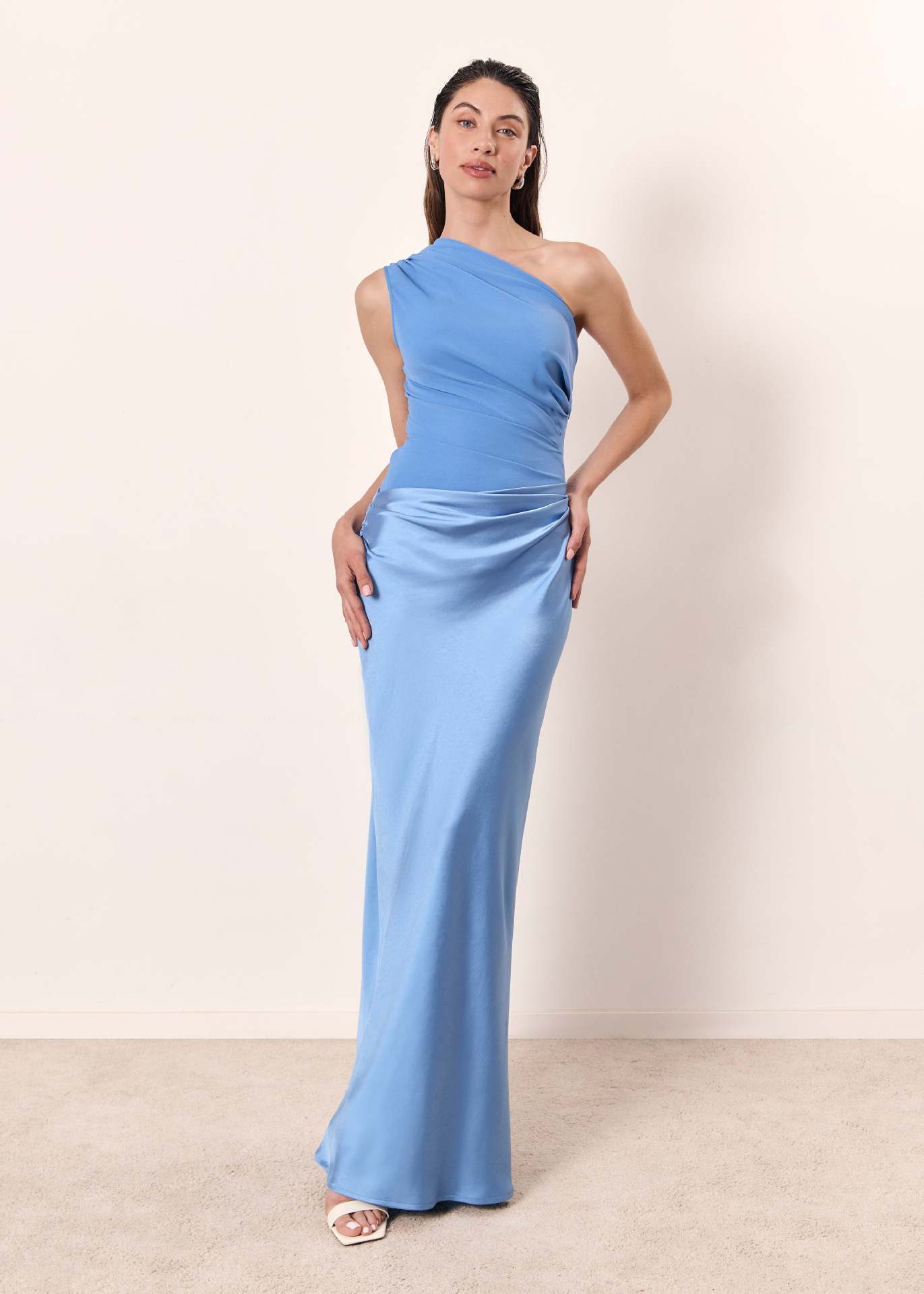 Emma | Elegant Flowing Maxi Dress 7