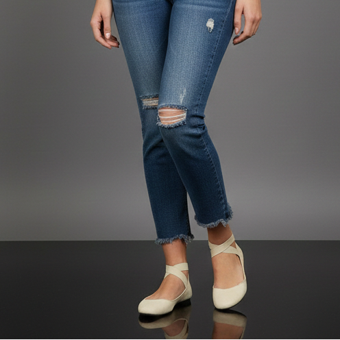 Women’s Black Cross-Strap Ballet Flats