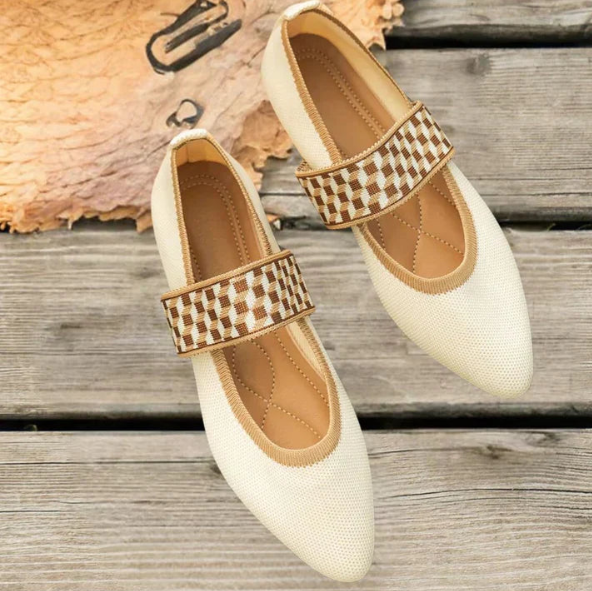 Megan Collection | Black Ballet Flats for Women with Pointed Toe Design 4