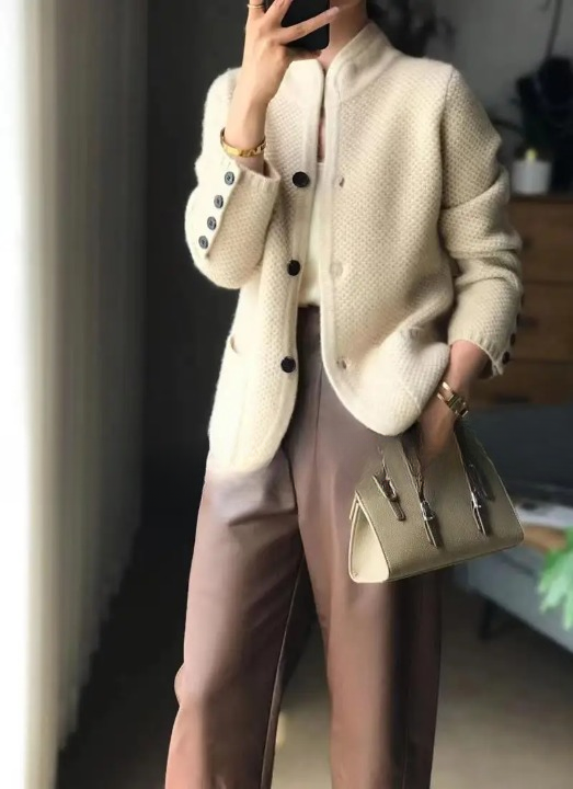 Sophie | Cozy Elegant Black Long Cardigan for Women 3